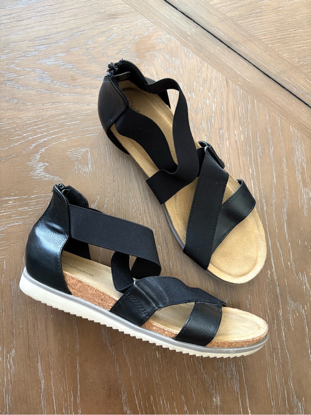 croft & barrow Black Crisscross Elastic Strap Sandals